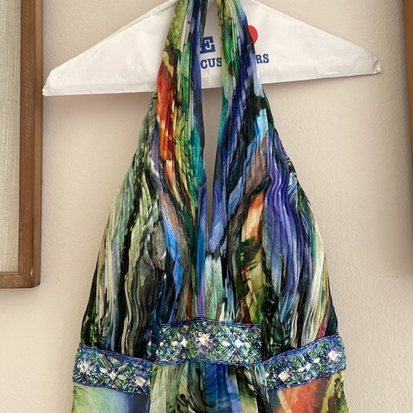 Designer formal flower patterned dress with shawl. Size: 16 - Picture 4 of 9